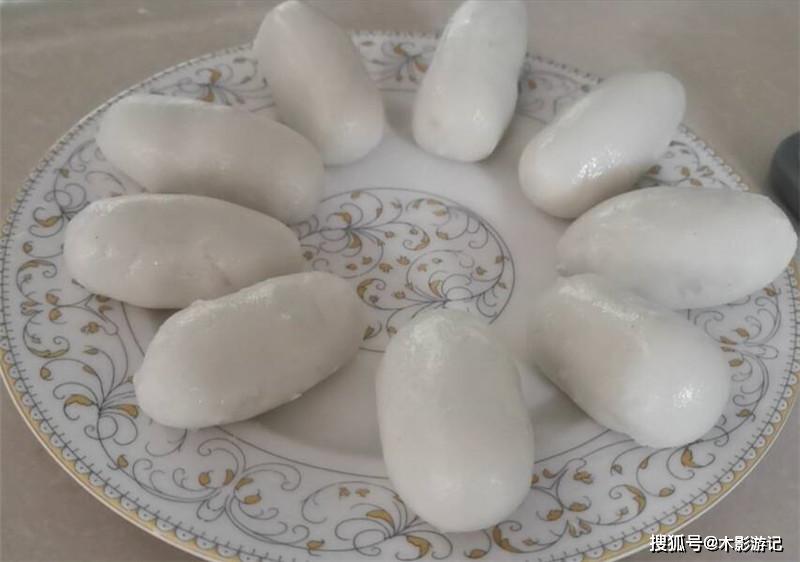 大米新吃法自制q弹的年糕简单几步就能做出来一盘吃不够