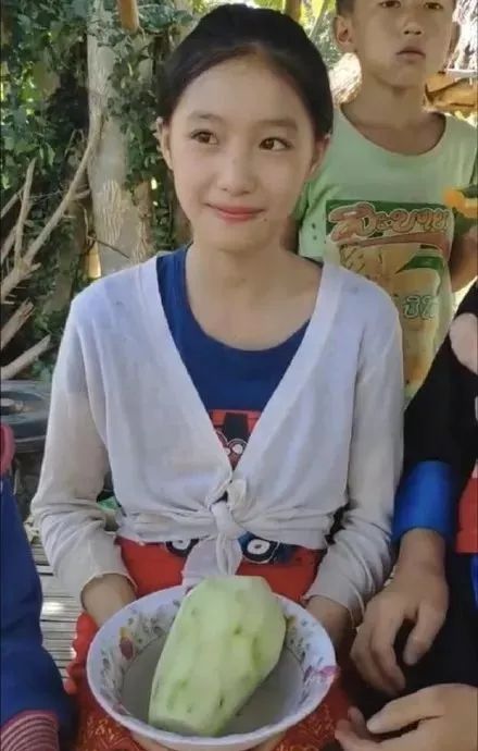 曾经的抖音一姐温婉毁成这样了?