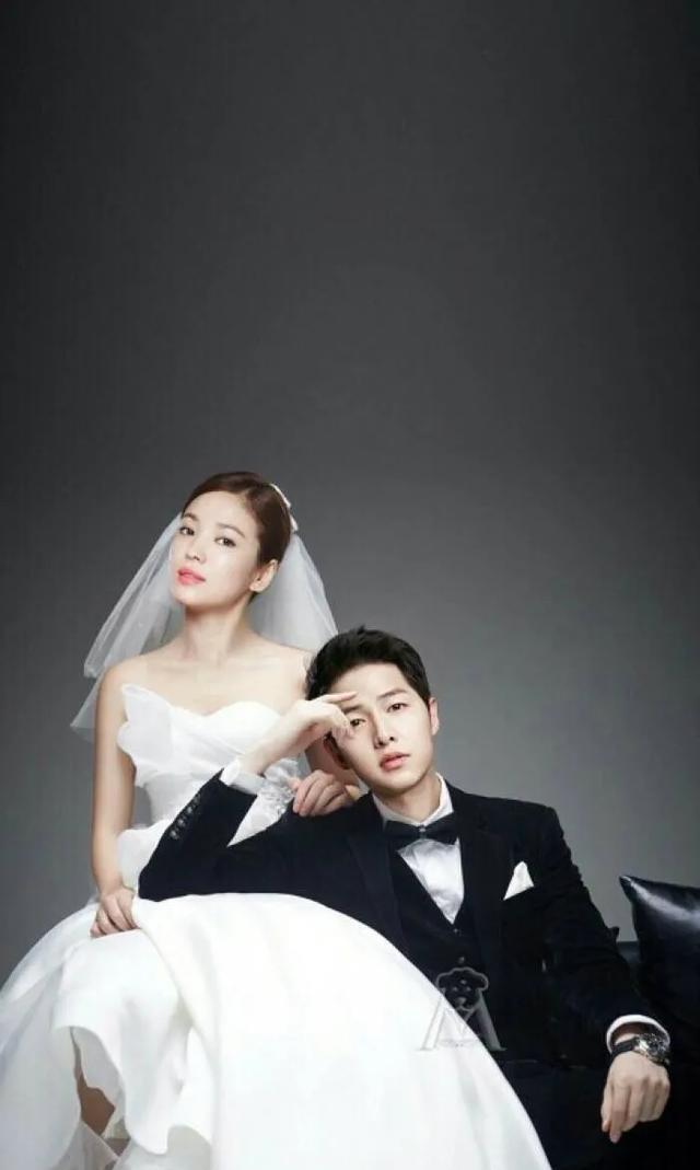 宋仲基宋慧乔复合了?男方晒出两人亲密照,粉丝感叹不已!