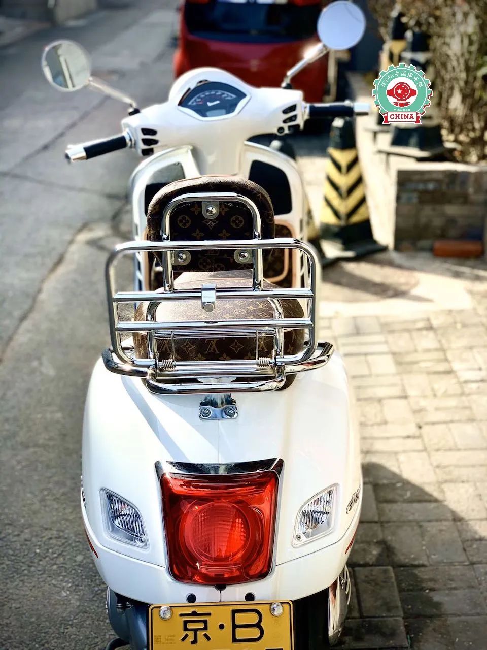 vespaclubchina二手车交易2019新款白色gts300