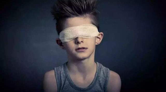 经过这次经历,孩子和家长都感到非常后怕,一个仅上六年级小学的小孩