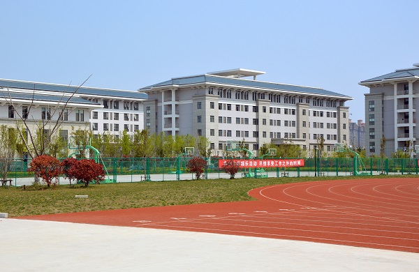 盐城技师学院张老师