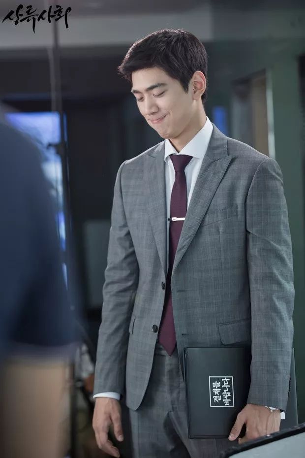 正在服役的男星盛骏公开了自己的秘密_上流社会