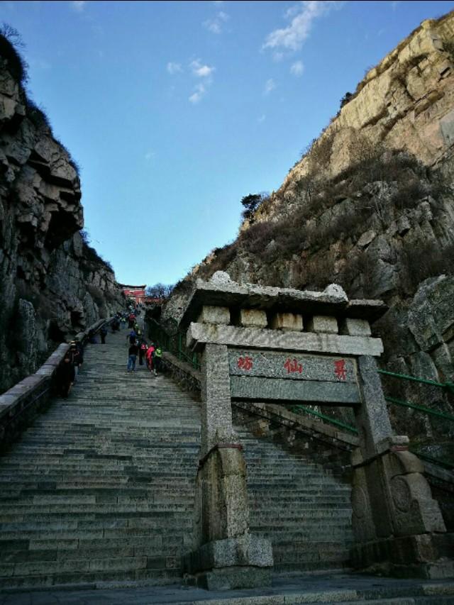 "五岳独尊"泰山文化底蕴浓厚,应该怎么玩?帮你详细了解