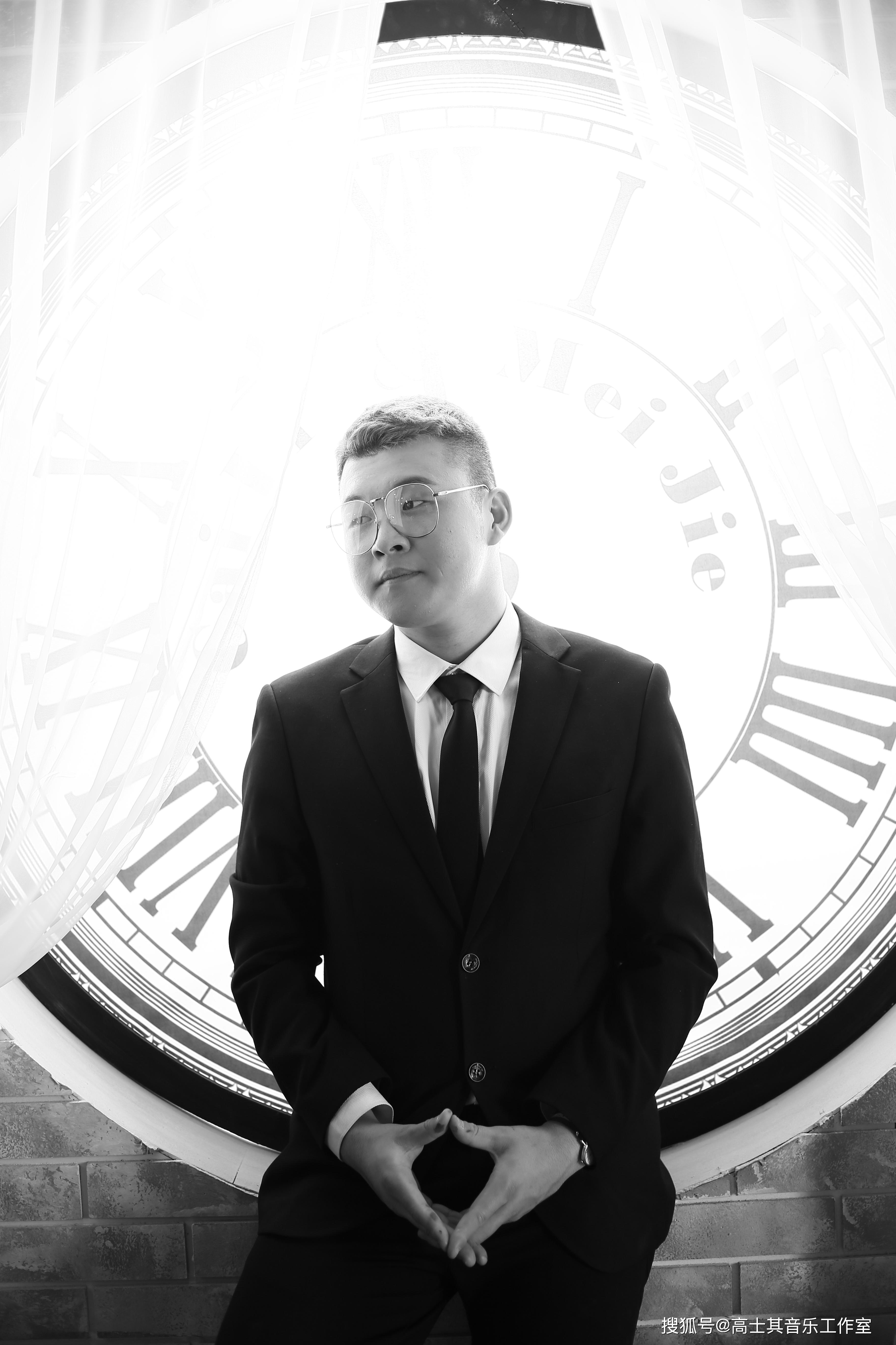 歌手高士其-—写真推荐