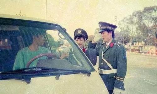 80年代的警服图片图片