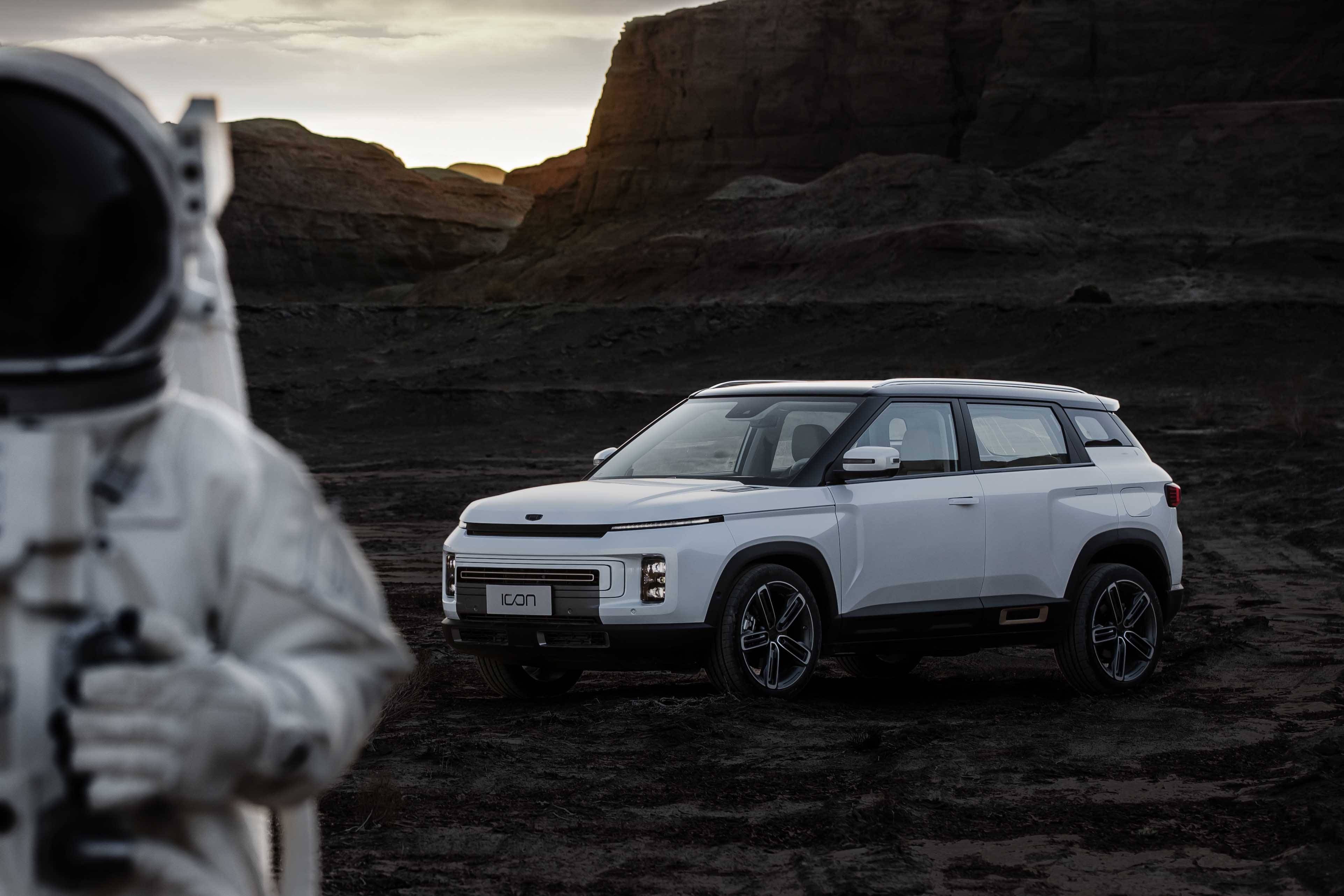 标配n95口罩的科技范儿suv售价115128万元的吉利icon上市