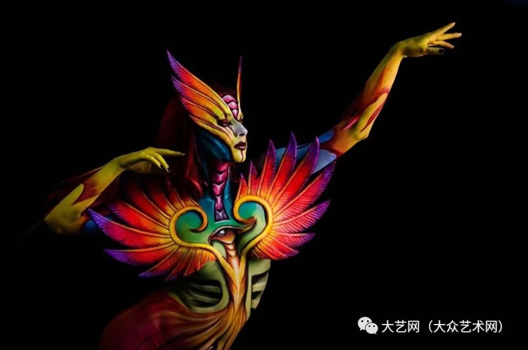 大众艺术网多才多艺的特色视界意大利67现代人体彩绘艺术家画家