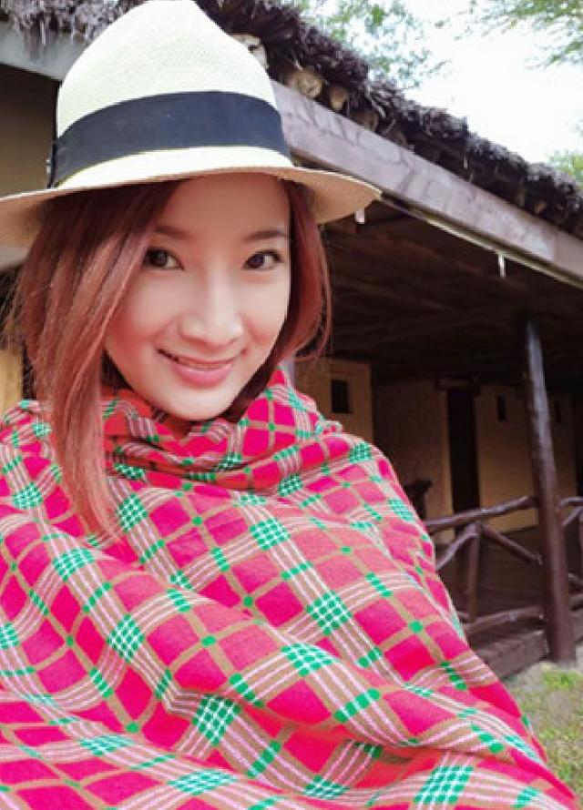 陈赫前妻将结婚?晒男友看房照难掩甜蜜,戴情侣帽幸福值爆表_许婧