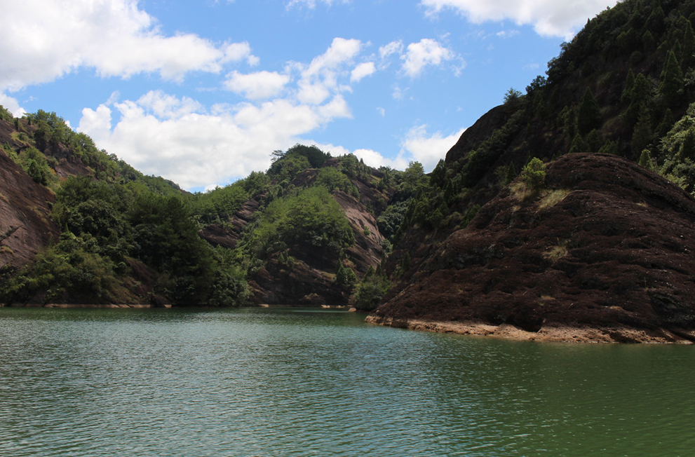 浴龙岩风景区图片