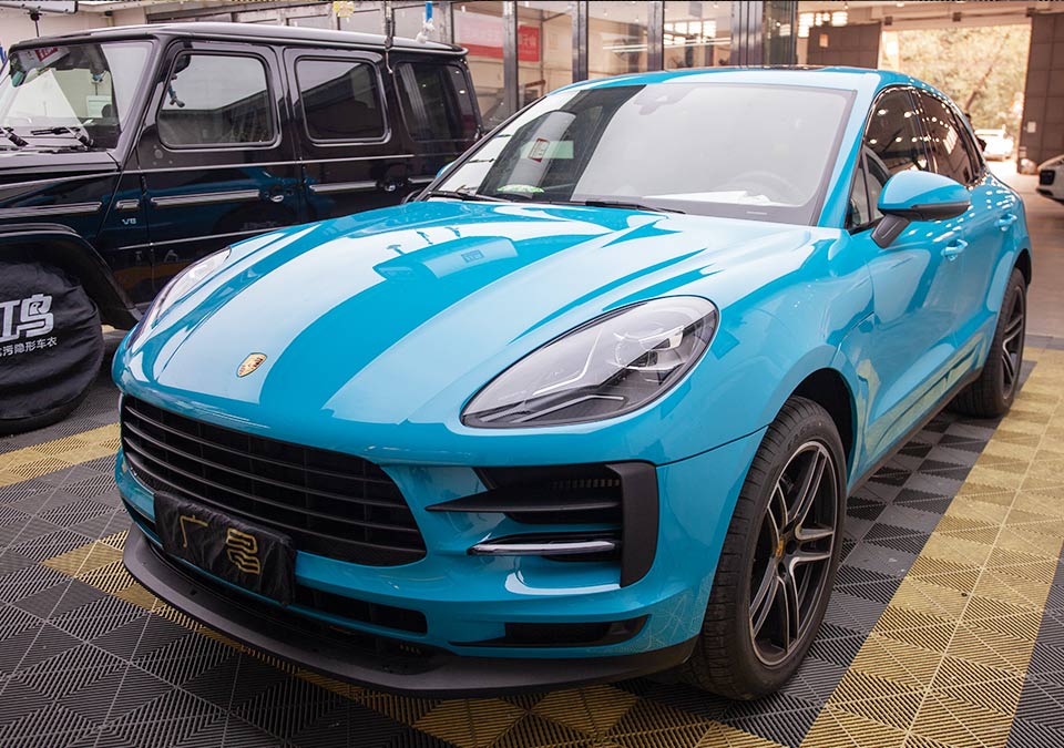 2020款天空蓝保时捷macan贴xpel透明车衣