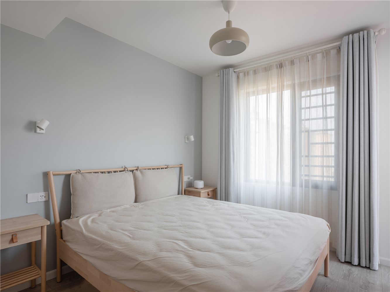 上海辉子室内外装饰施工团队谈老房子墙面维修翻新合理工艺