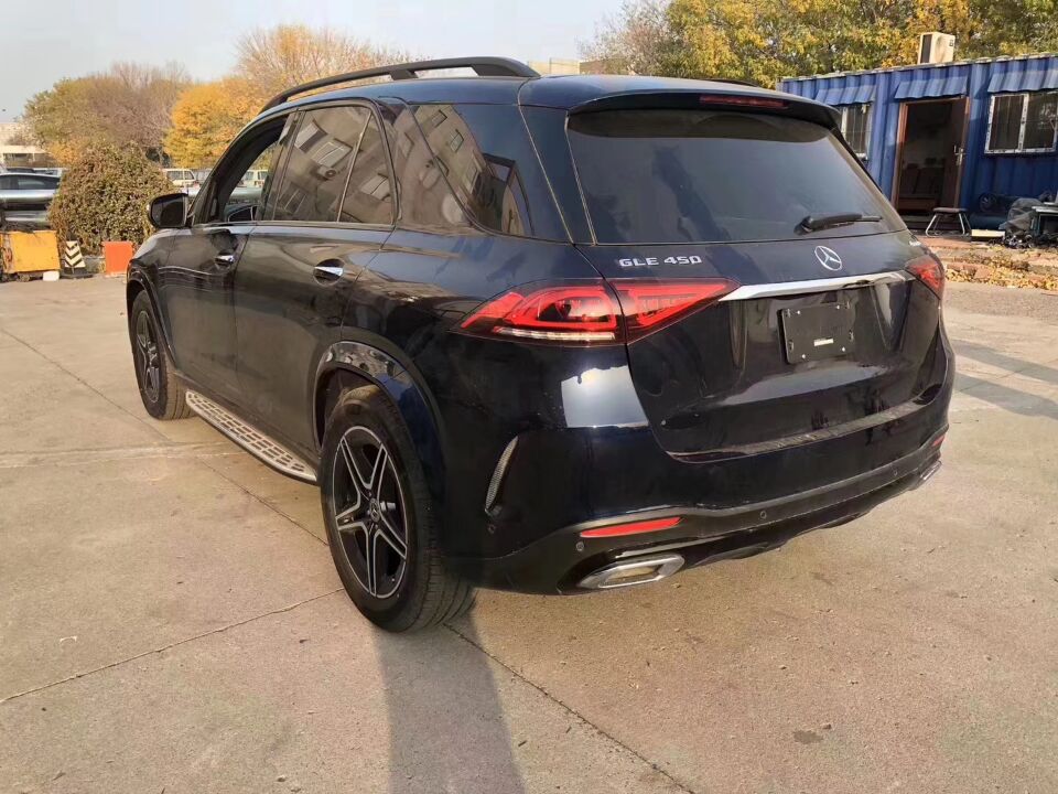 全新一代奔驰gle提车落地价与途锐看齐外观比宝马x5还帅气