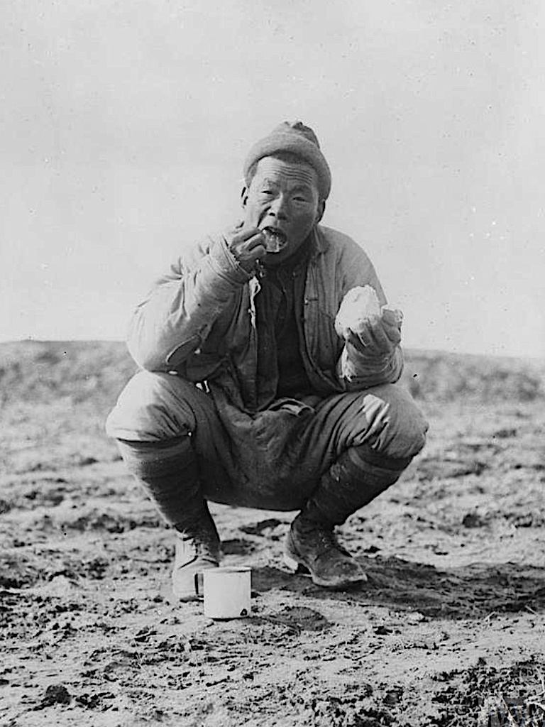 老照片:1918年欧洲战场上的中国劳工