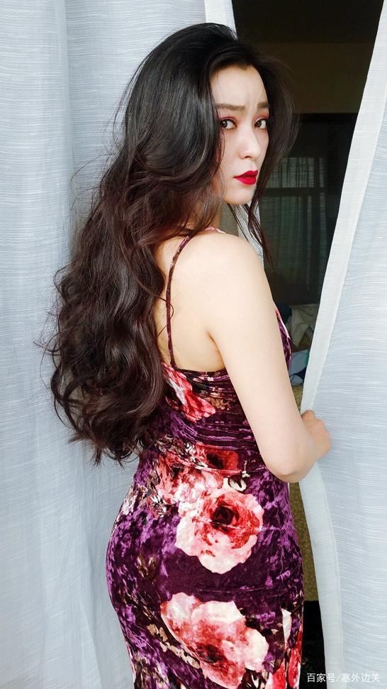 女神王亚楠,女神范尽显,美得很高级大气