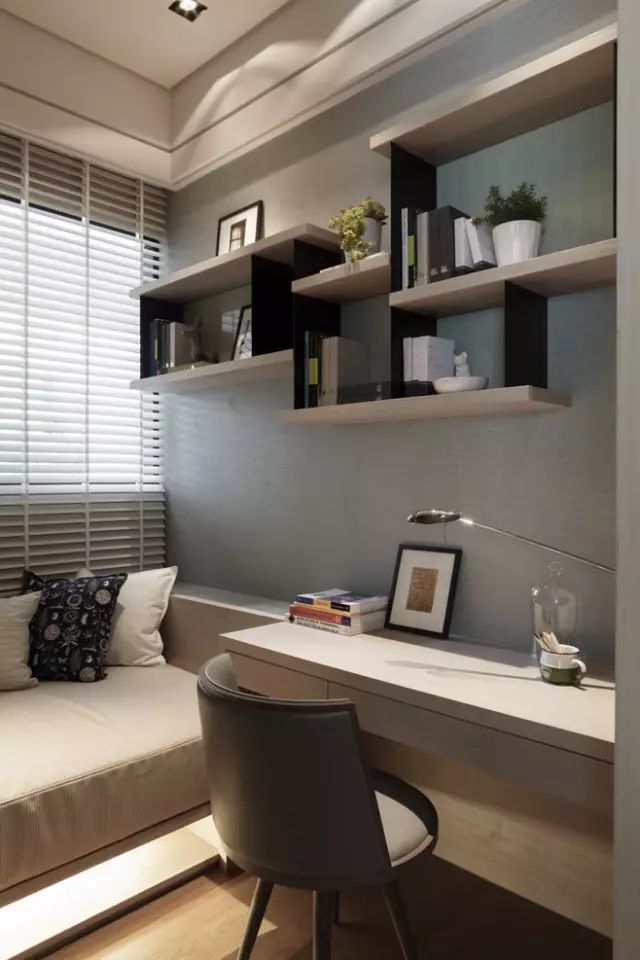 在家里找一个安静的角落来布置一个迷你小书房吧