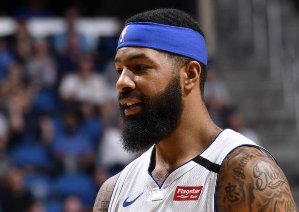 马基夫度过澄清期正式加盟湖人