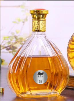 蜂巢酒能够卖到好几百一斤功效真有那么神奇吗