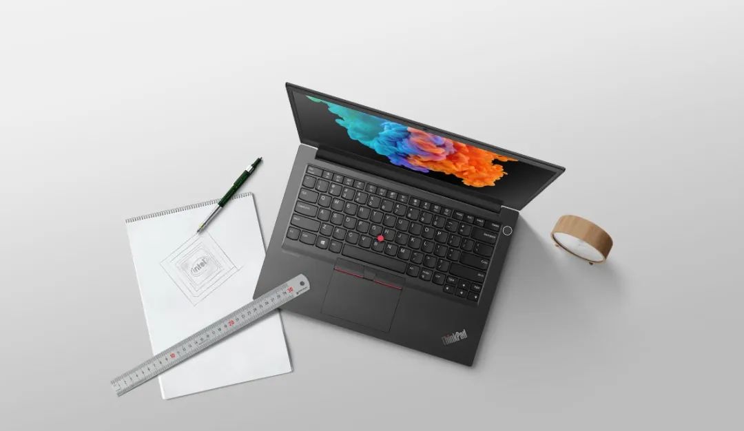 送礼!听好课!2020,小黑与你为进步干杯!_thinkpad