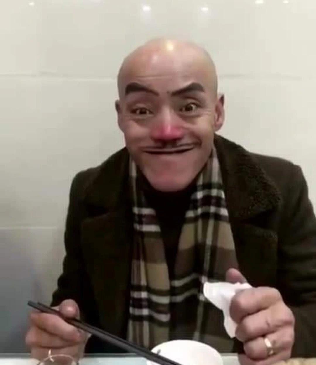 原创当年因像"光头强"而走红的男子,赚得盆满钵满,现状让人唏嘘