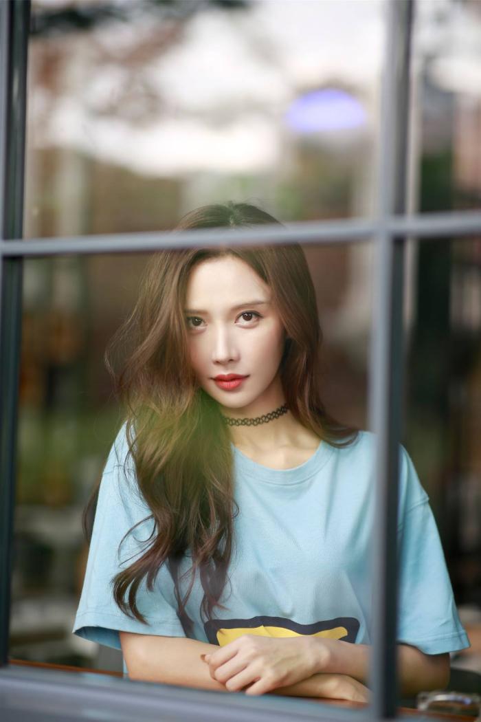 明星潘时七娱乐圈影视女演员成为令人瞩目偶像艺人