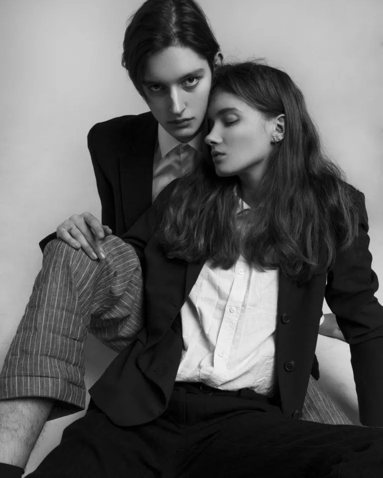 雌雄同体模特惊艳全网逆天侧颜魔鬼身材