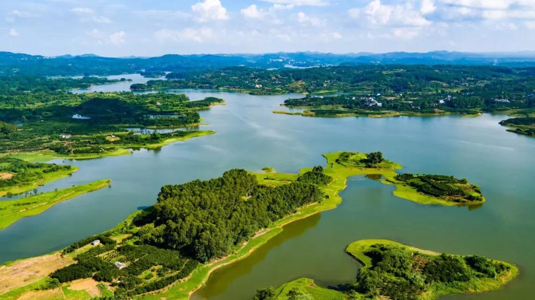 黑龍灘長島國際旅遊度假區群鳥歸來為這一片湖山之境