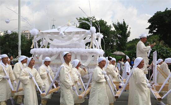 看完韩国农村的葬礼再看看中国农村的葬礼为什么差距这么大
