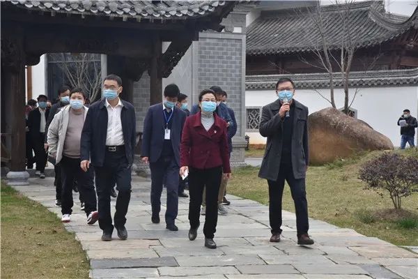 婺源县委书记吴曙率队调度督导重点项目建设