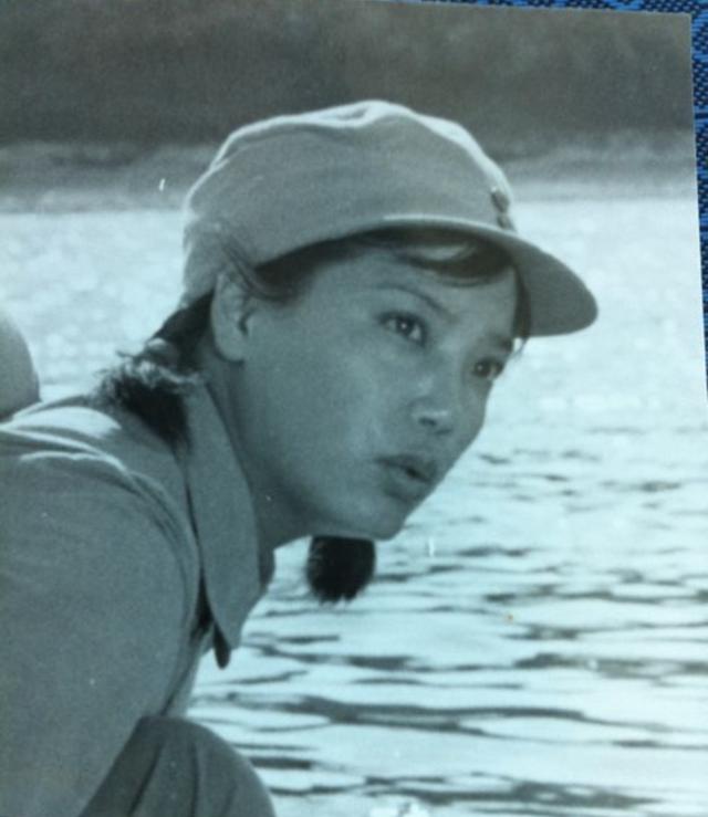 陈坤被班主任点名连续晒美食老师崔新琴担心他会长胖