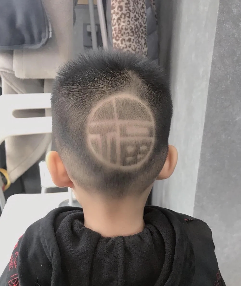 "二月二龙抬头,剃龙头,鸿运当头",今天你在哪抬头?_发型