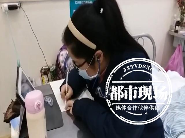 面对高考,我也要全力以赴"这是17岁的高三学生黄玉婷,确认感染新冠