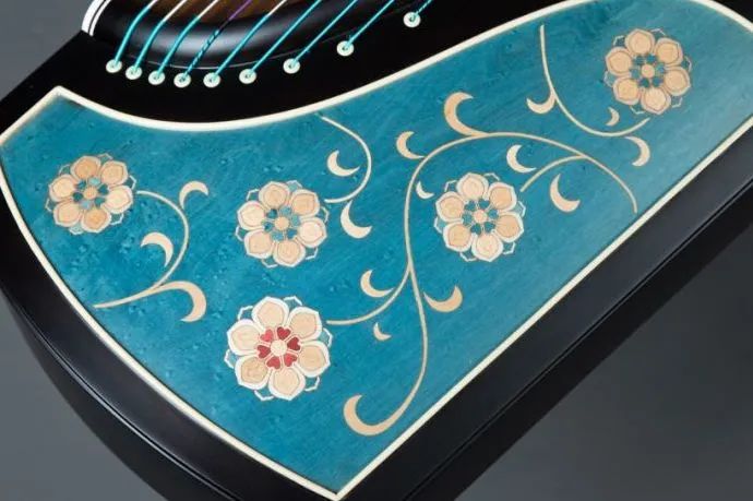 浓厚的东方韵味蕴含着高昂的丰沛之美【锦瑟】不止是一件乐器更是一种