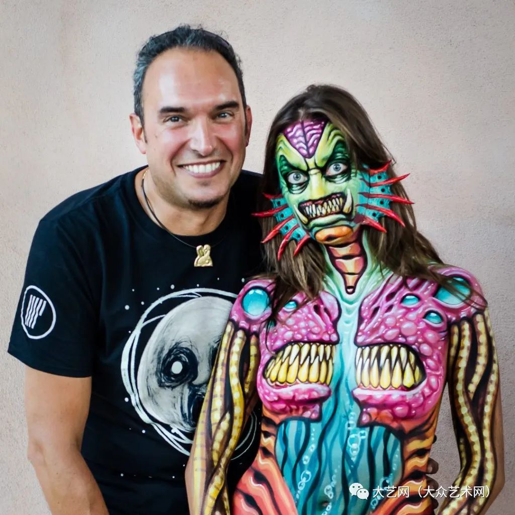 大众艺术网多才多艺的特色视界意大利67现代人体彩绘艺术家画家