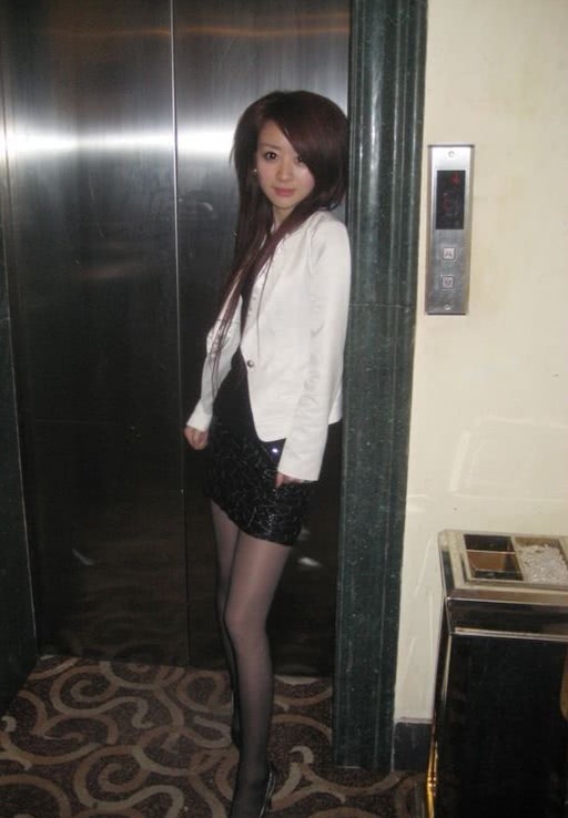 她是十年前最火的网红,那时候的衣品完全不输现在的一线明星!_程琳