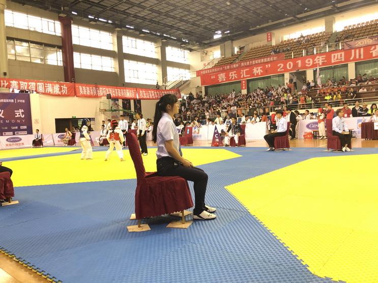 承示范团助力2019年四川省大众跆拳道系列赛泸州站"喜乐汇杯"