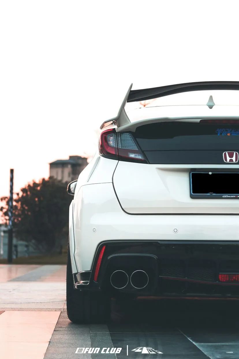 真正的本田红标到哪里都会自带光芒本田思域fk2