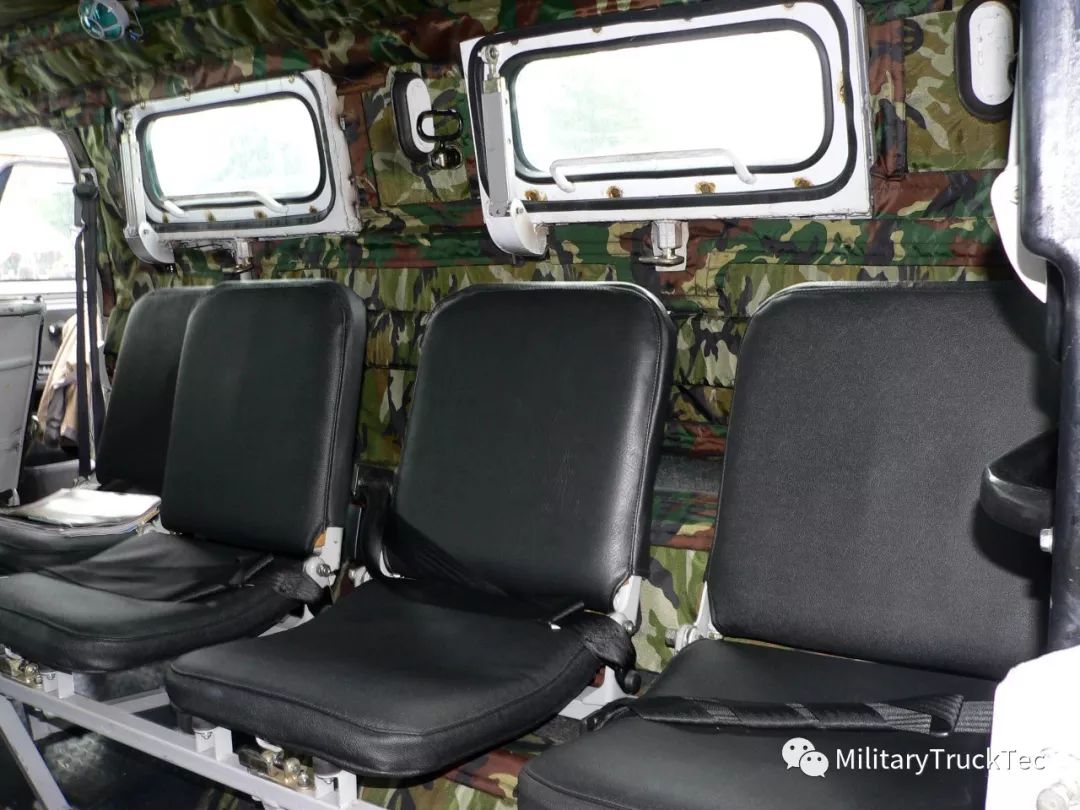 俄军虎式多用途装甲车