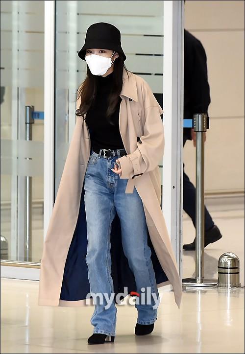 mdphoto韩国女歌手金请夏结束海外行程回国