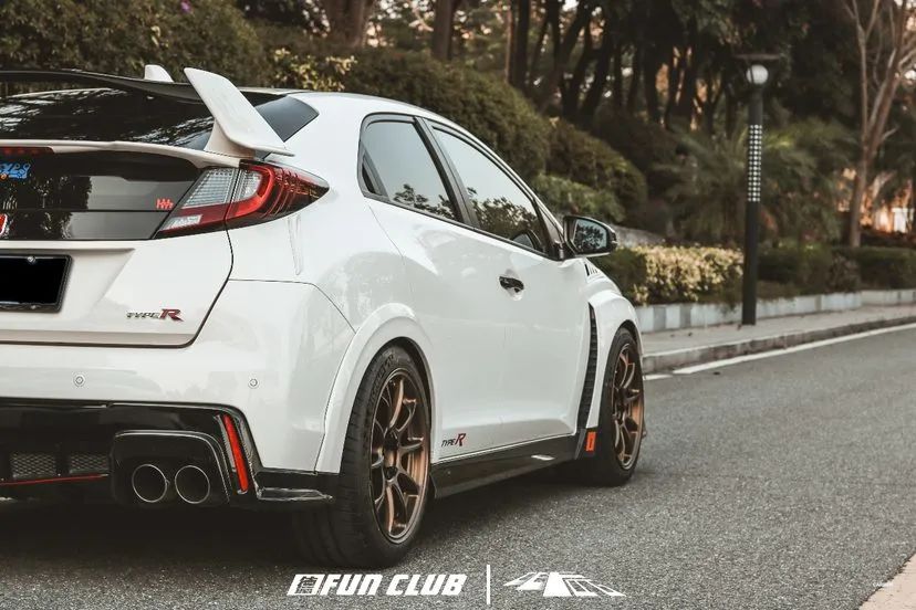 真正的本田红标到哪里都会自带光芒本田思域fk2