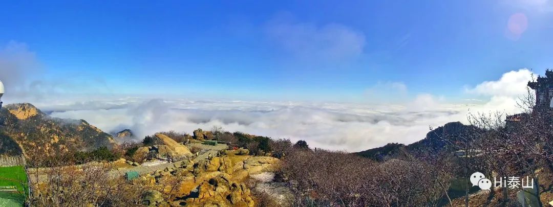 空山新雨后云雾绕泰岱