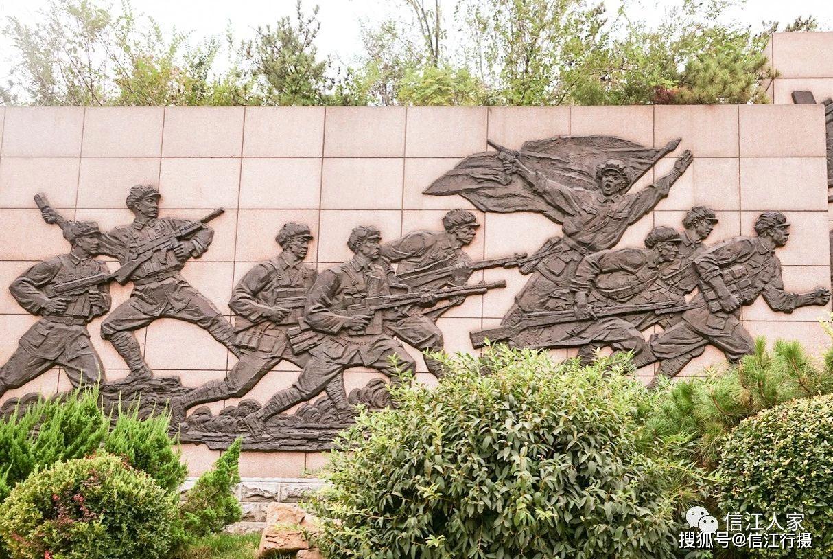 西柏坡的雕塑群冀晋之旅15