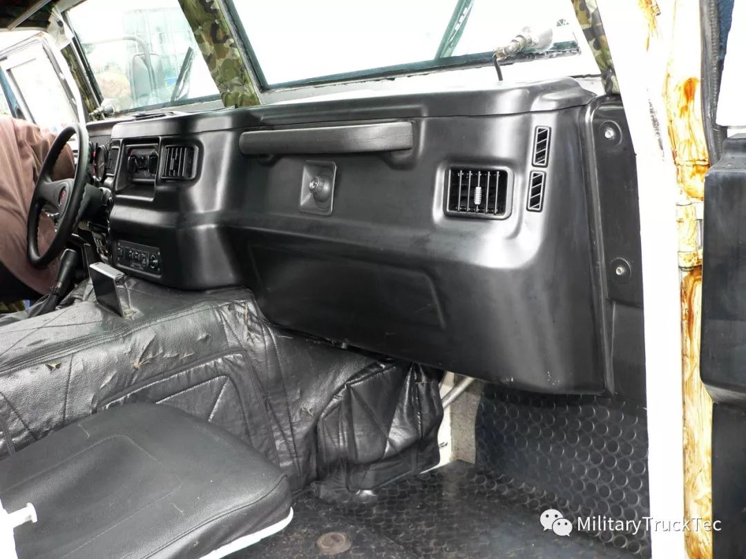 俄军虎式多用途装甲车