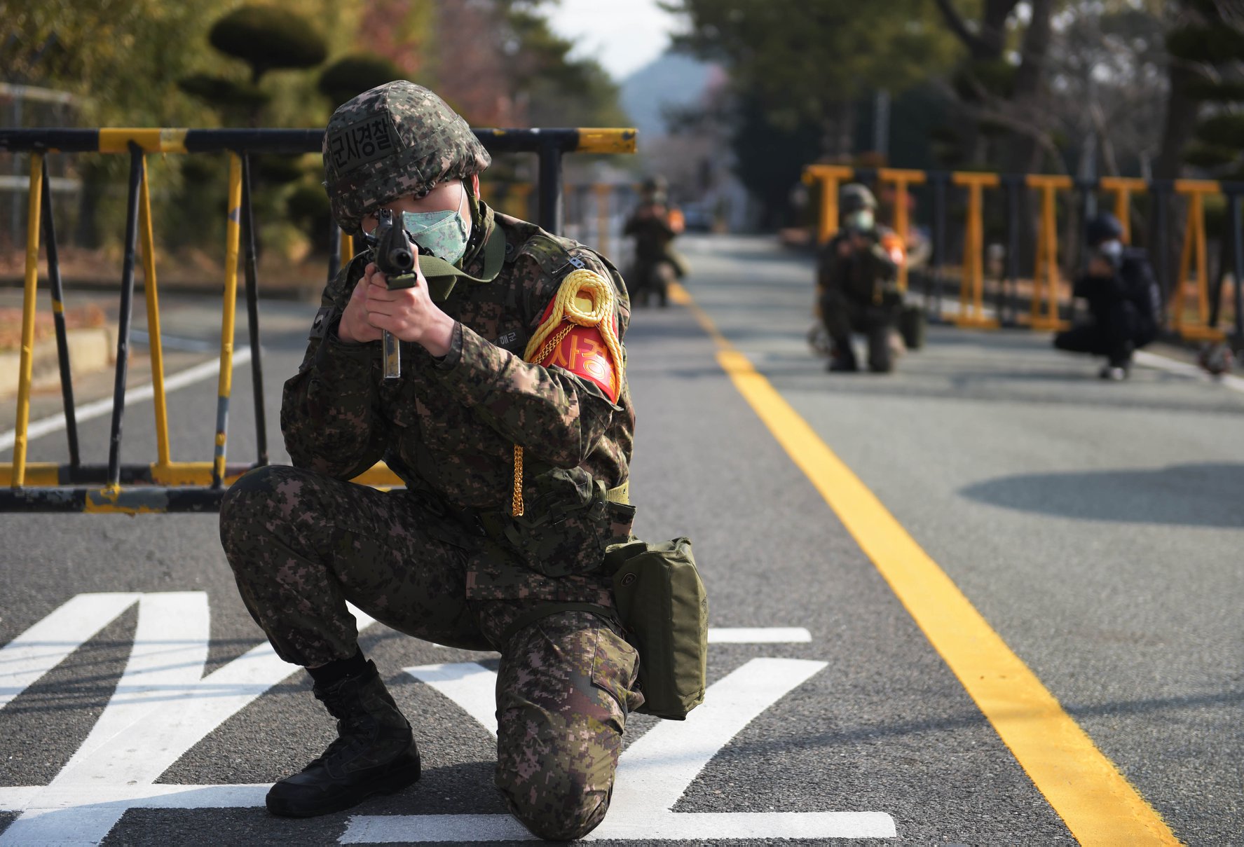 韩国防暴队图片