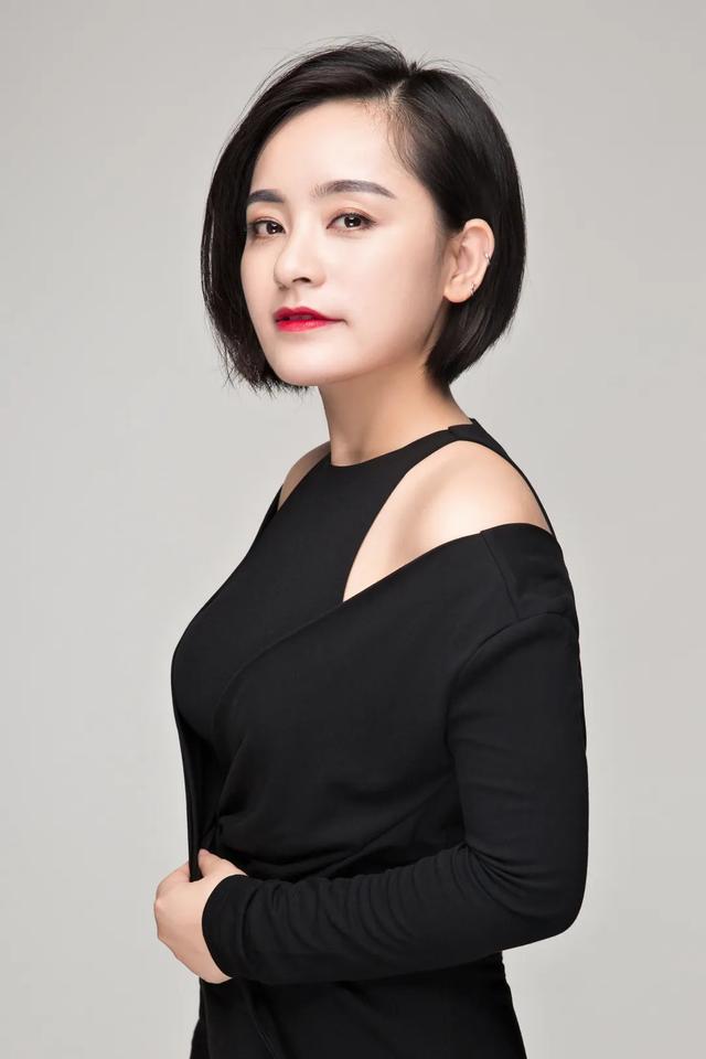 廖丁樱2018中国设计星成都一舍空间室内设计 创始人/设计总监马鑫2019