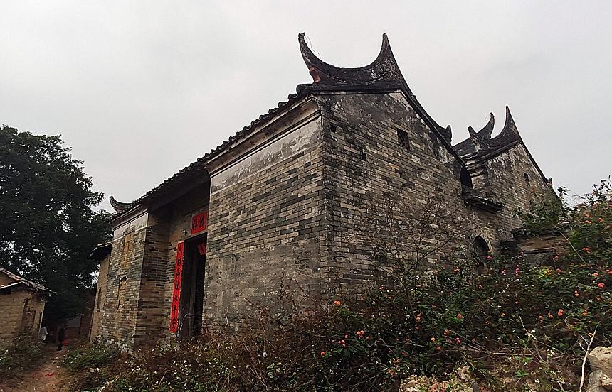 陈氏宗祠陈氏宗祠-位于兴业县龙安镇六西村下村白银
