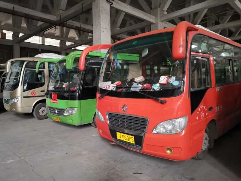 明起巫山有序恢复城乡交通运输出租车部分公交农村客运恢复营运