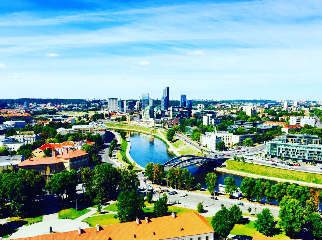 权威立陶宛十年经济走势深度解析