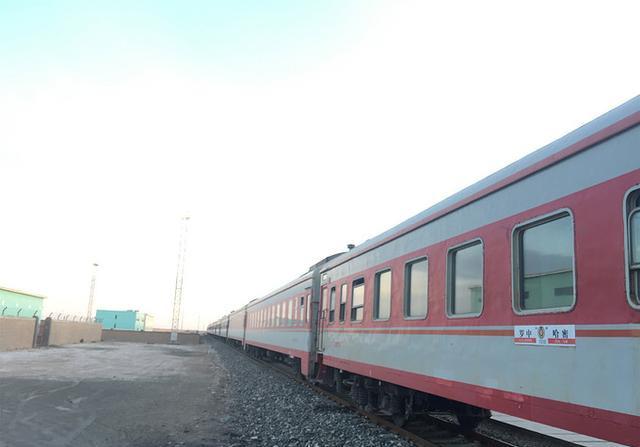 一趟开往罗布泊的火车揭开哈密至罗中的那些故事