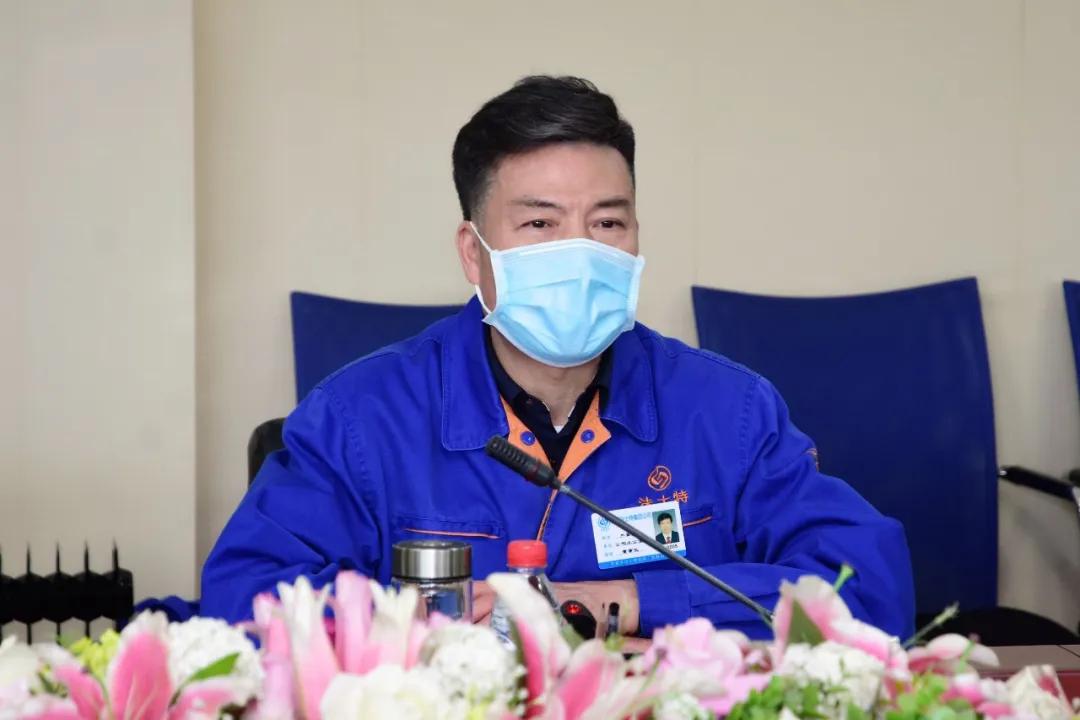 西安市税务局党委书记局长李毅刚到法士特走访调研